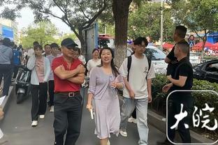 邮报：决定租借加盟哪家俱乐部之前，菲利普斯将征求索斯盖特建议